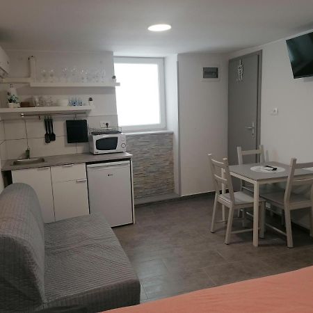 Apartment Dorina Piran Exterior photo